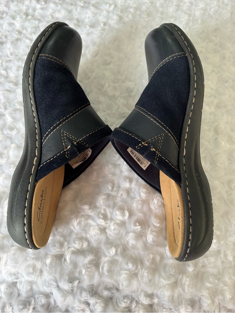 Clarks Collection Navy Blue Slip-On Clogs - Picture 4 of 11